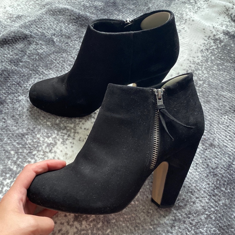 Black madden girl bootie heels